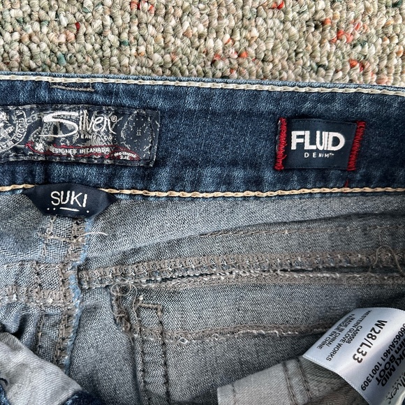 Silver Jeans - Picture 2 of 3